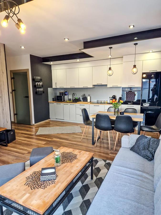 Apartament Loft Pszczyna Bagian luar foto